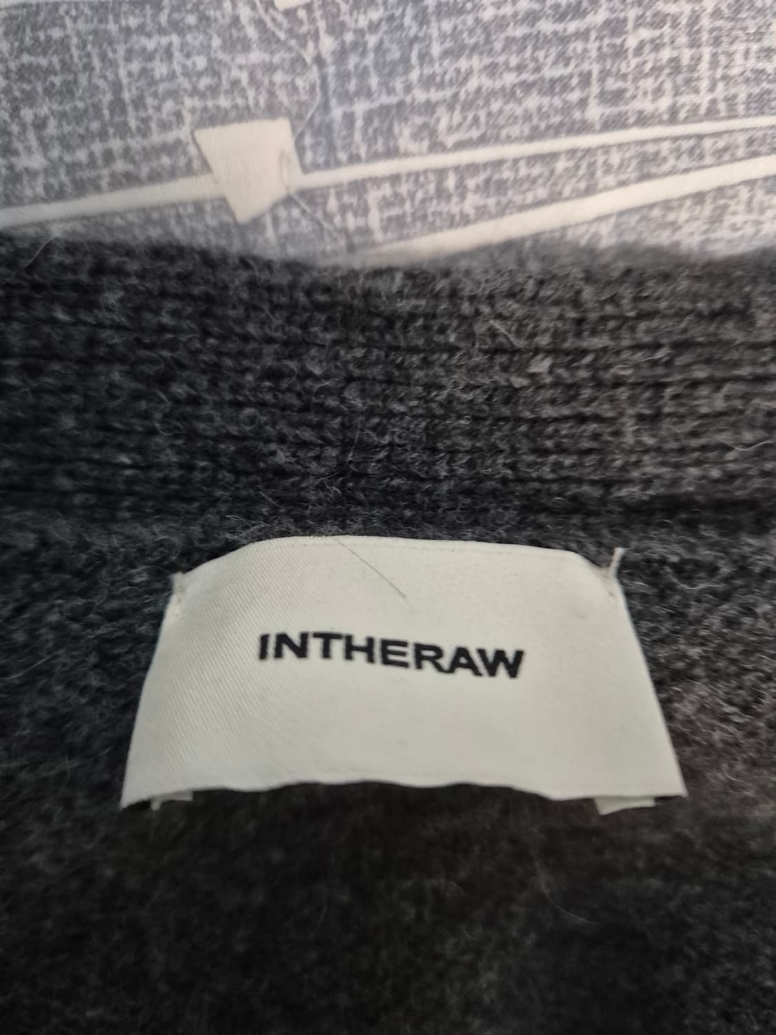 인더로우 챠콜 딥그레이 가디건 2 상품이미지2