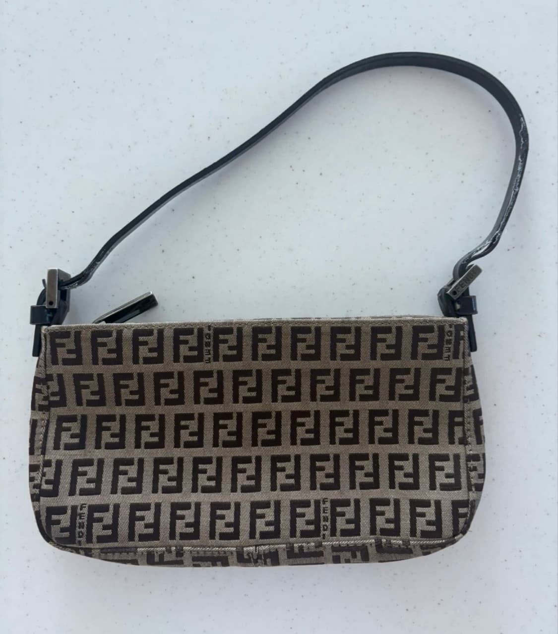 Fendi 펜디 주카백 숄더백 상품이미지1