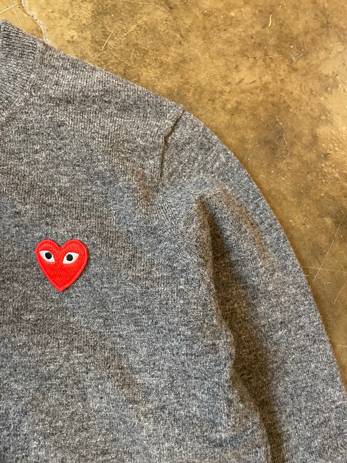 꼼데가르송 24SS 레드 하트 가디건 상품이미지3