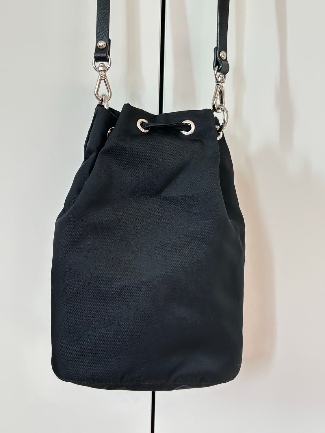 프라다 리나일론 파우치 복조리백 상품이미지5