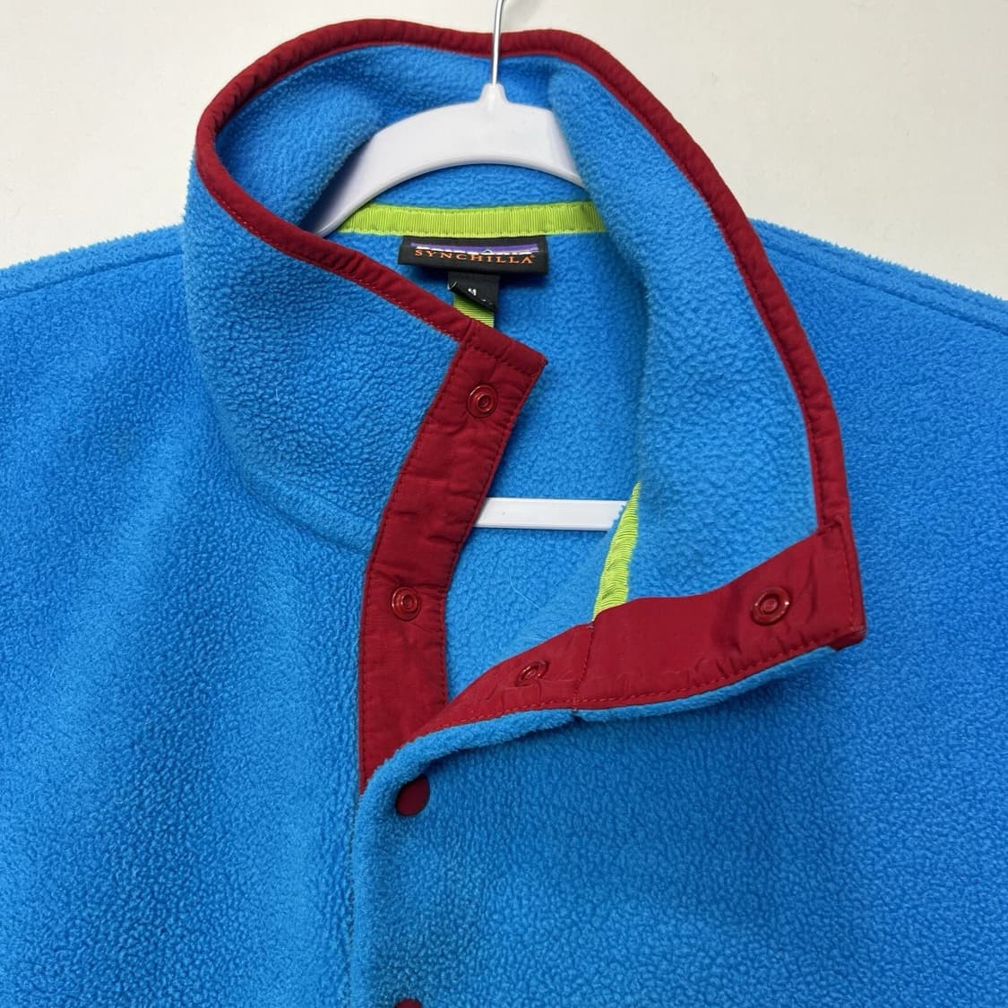 파타고니아 신칠라 스냅-T 블루/레드 상품이미지3