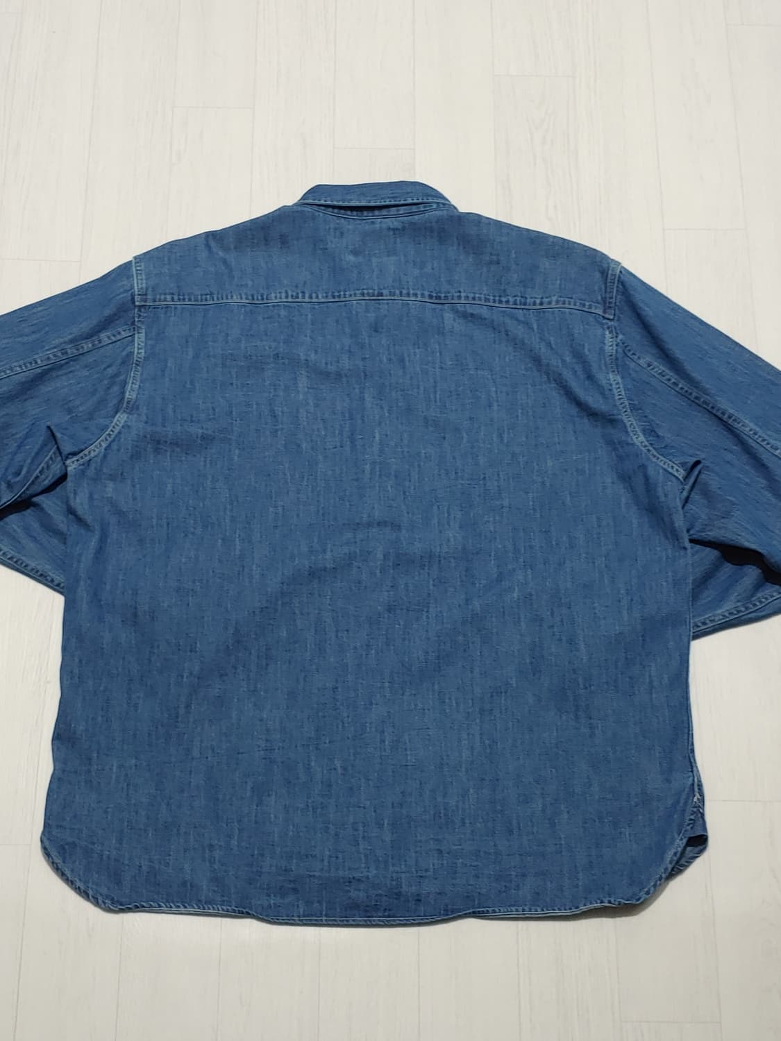 리바이스 블루탭 릴렉스드 버튼 업 셔츠 상품이미지3