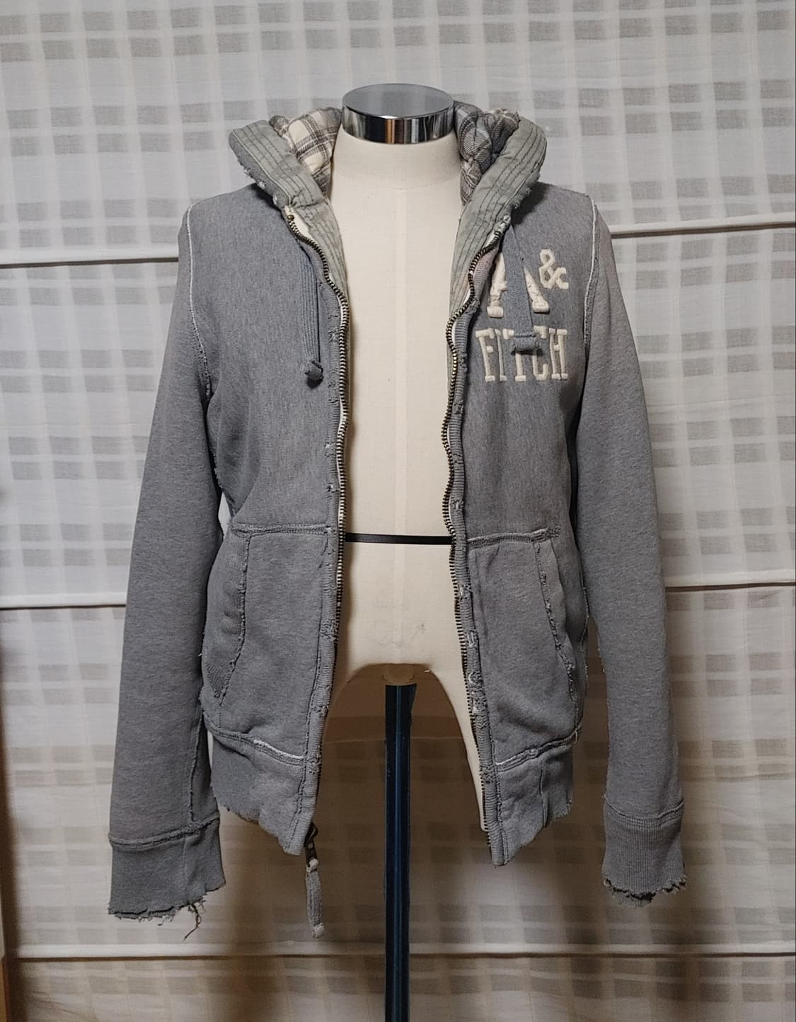 (Abercrombie) 아베크롬비 그레이 후드 집업 S (95) 상품이미지3