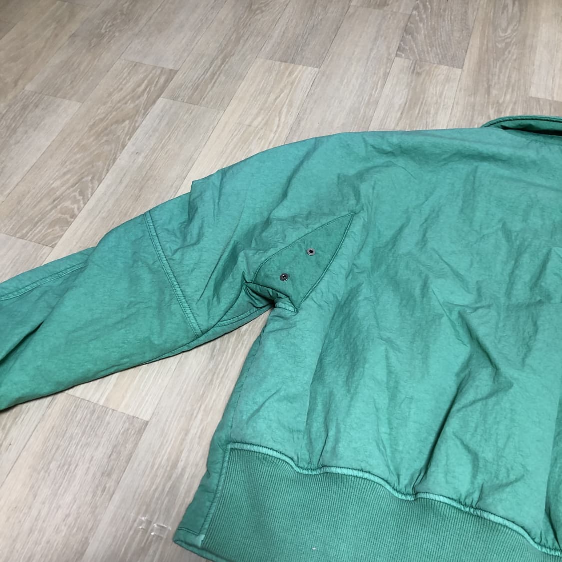 (48) 새상품 솔리드 옴므 23 SS 그린 가먼트 다이드 자켓 상품이미지10