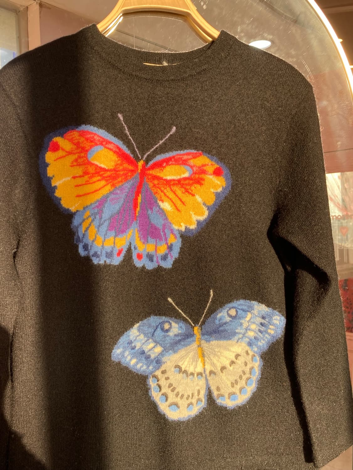 나비 자수 니트 상품이미지3