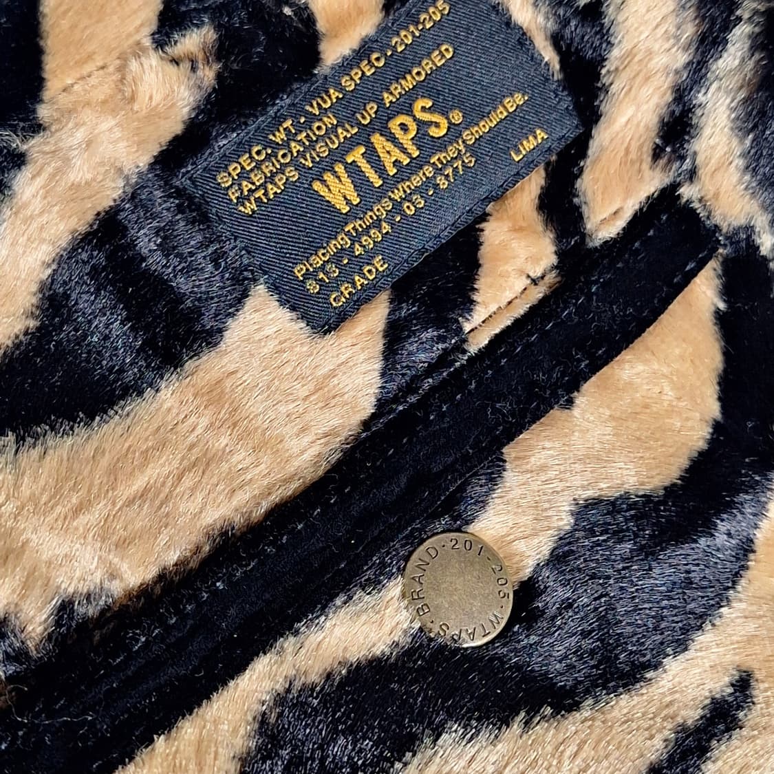 더블탭스 타이거 퍼 반바지 지브라 겨울 상품이미지2