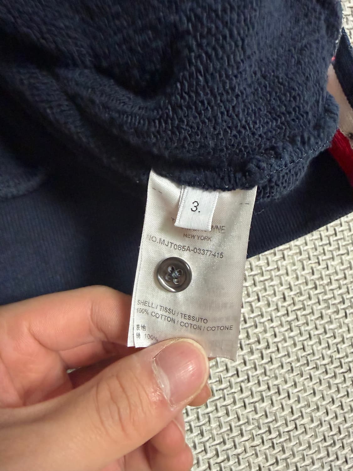 신형 톰브라운 백삼선 맨투맨 3사이즈 상품이미지7