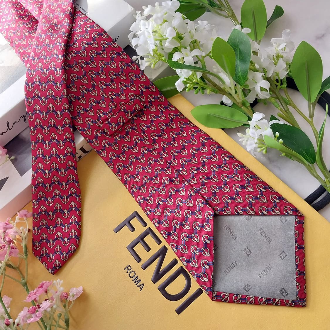 펜디 실크 레드 체인 패턴 넥타이 10cm A+등급 K1864
 상품이미지5