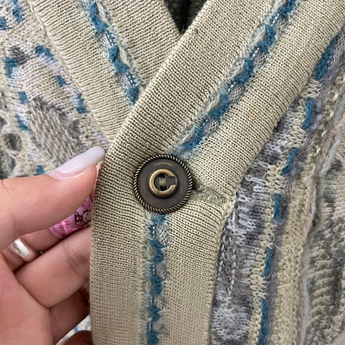 쿠지 올리브 배색 케이블 가디건 상품이미지5