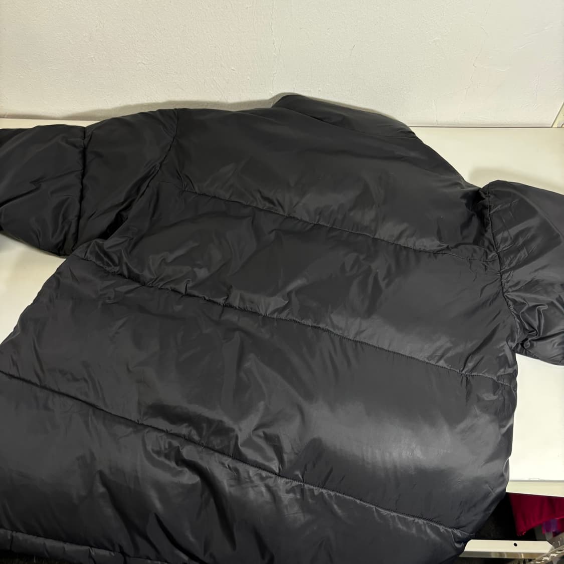 100-105 네스티킥 블랙 옐로우 리버시블 패딩 상품이미지5