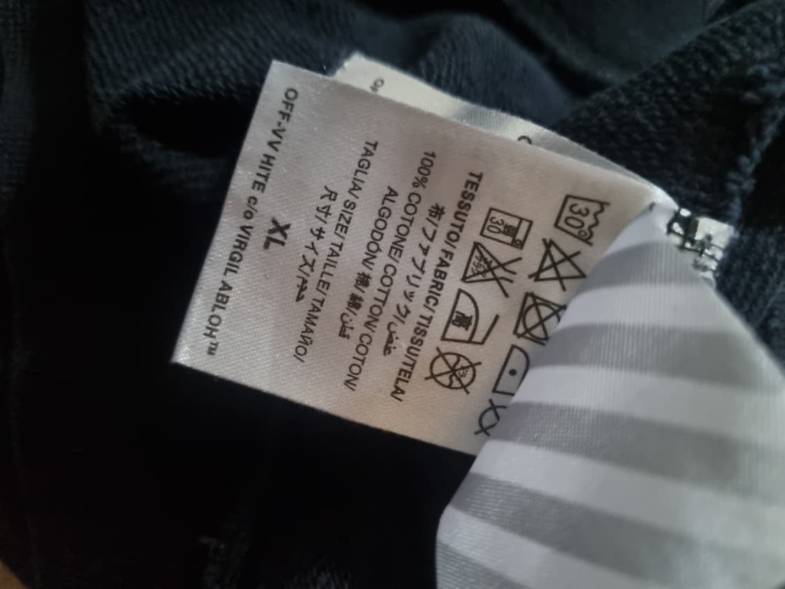 오프화이트  후드티.  M/L 상품이미지5