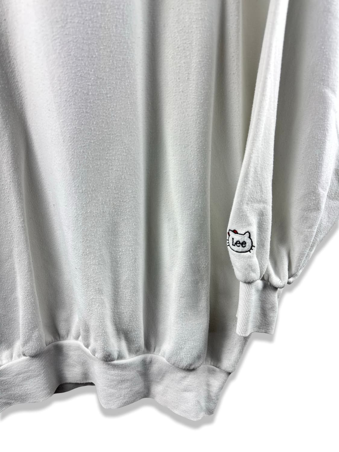 헬로키티X얼스뮤직X LEE 콜라보 후디1974 상품이미지4