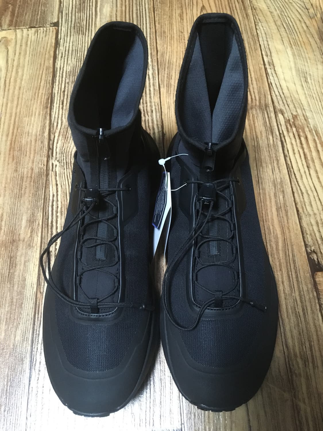 데상트 유스 시프트 트레일 블랙 판매합니다 상품이미지2