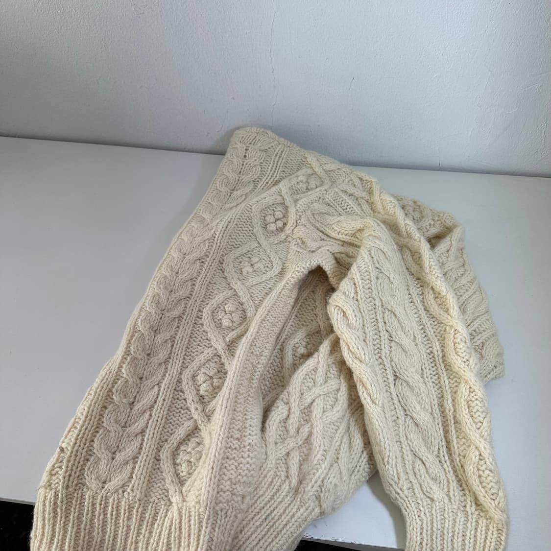 우먼OS 빈티지 루즈오버핏 아이보리 헤비울니트 상품이미지4