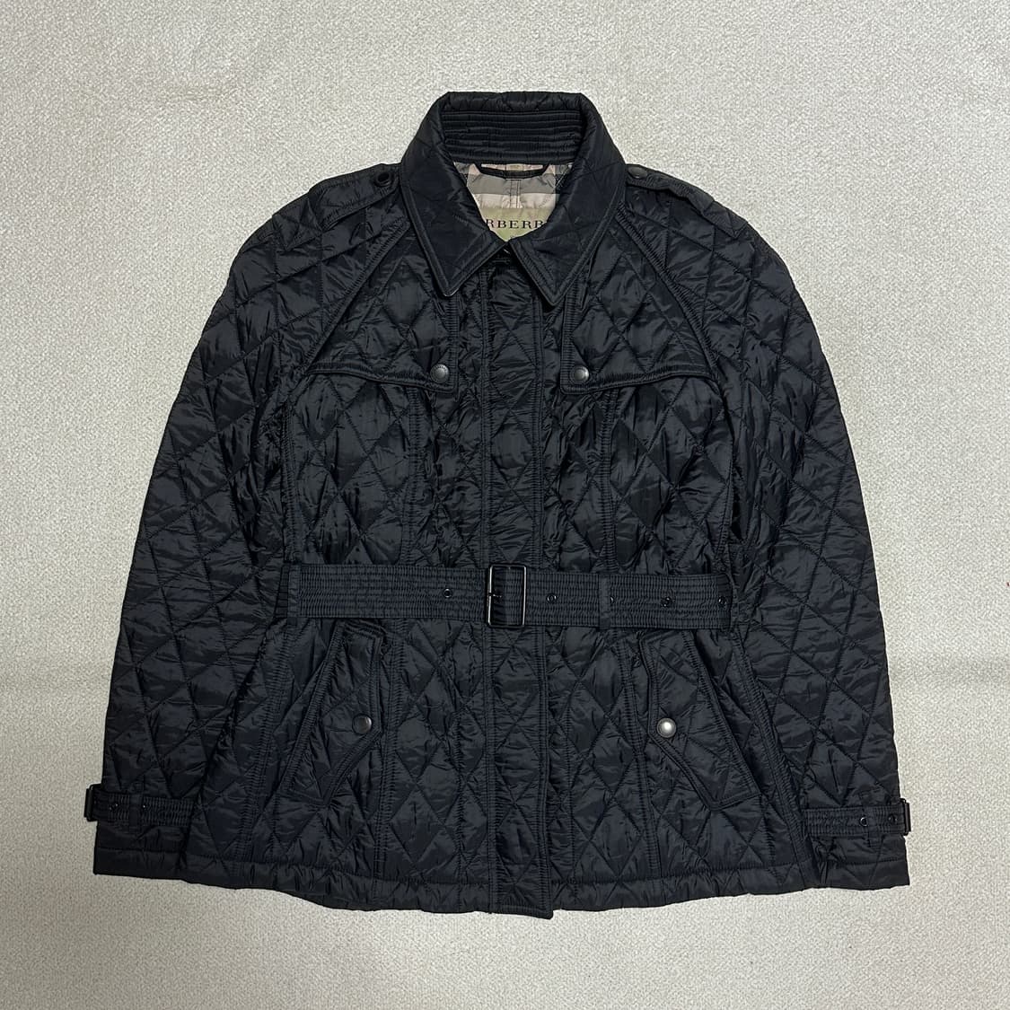 버버리 벨티드 퀄팅 패딩 자켓 상품이미지2