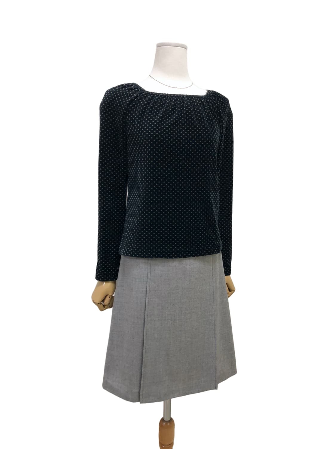 스퀘어 넥 도트 티셔츠 상품이미지3