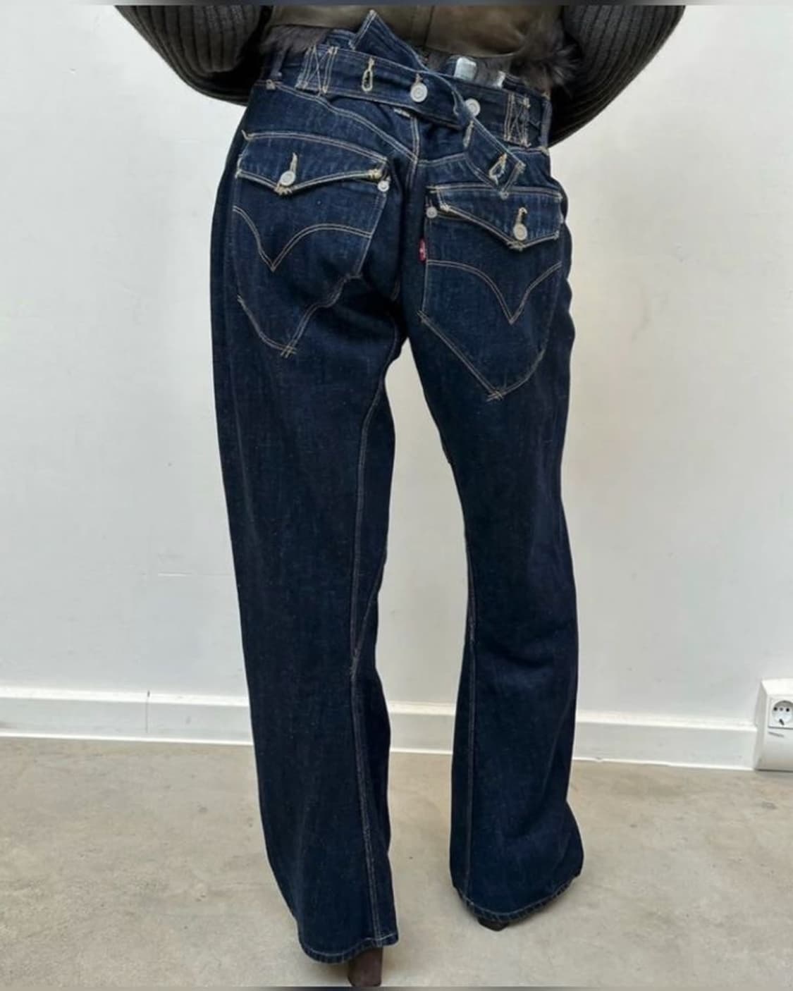 리바이스 엔지니어드 신치백 데님팬츠 상품이미지1