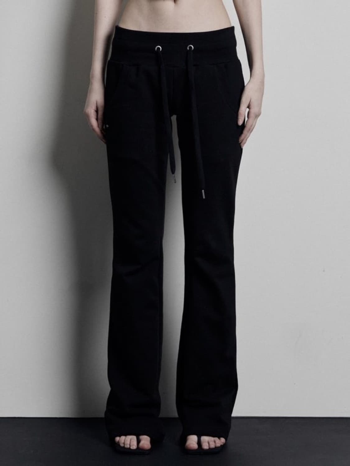 보헤미안서울 베이직 부츠컷 스웻팬츠 s 상품이미지1