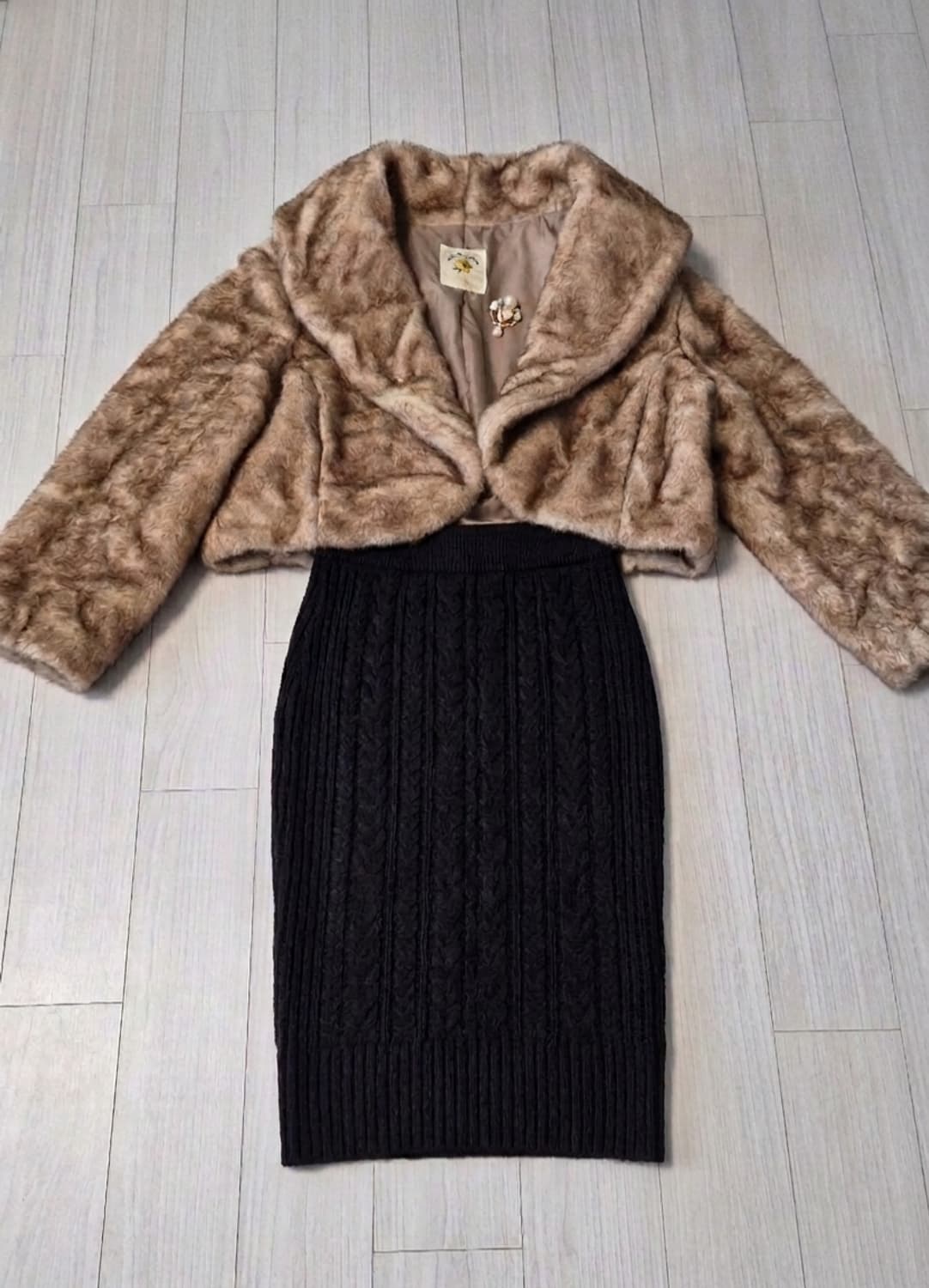 [Ray BEAMS] 빈티지 무드 페이크 퍼 크롭 재킷 상품이미지1