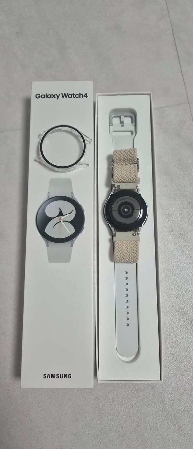 갤럭시 워치4 40mm 화이트 풀박스 상품이미지3