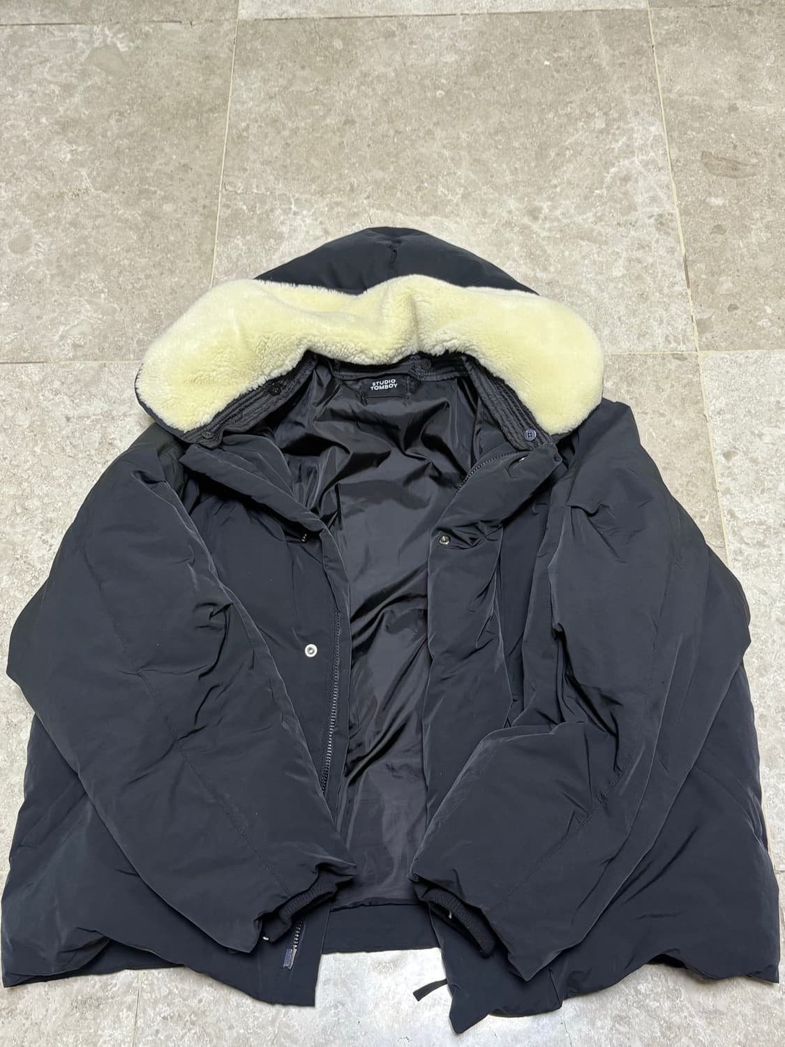 스튜디오 톰보이 패딩 상품이미지1