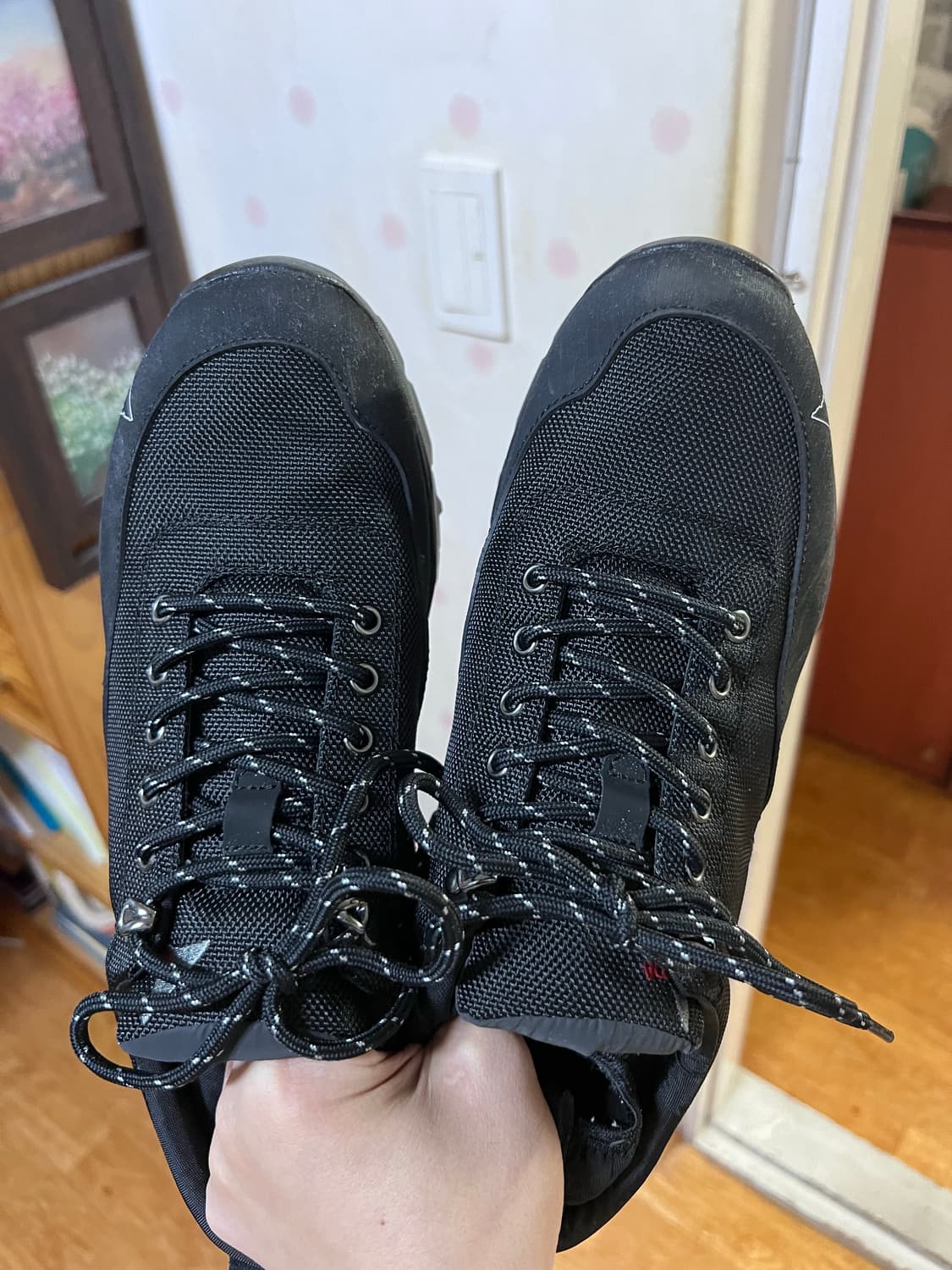 로아 닐 260 사이즈 판매합니다 상품이미지2