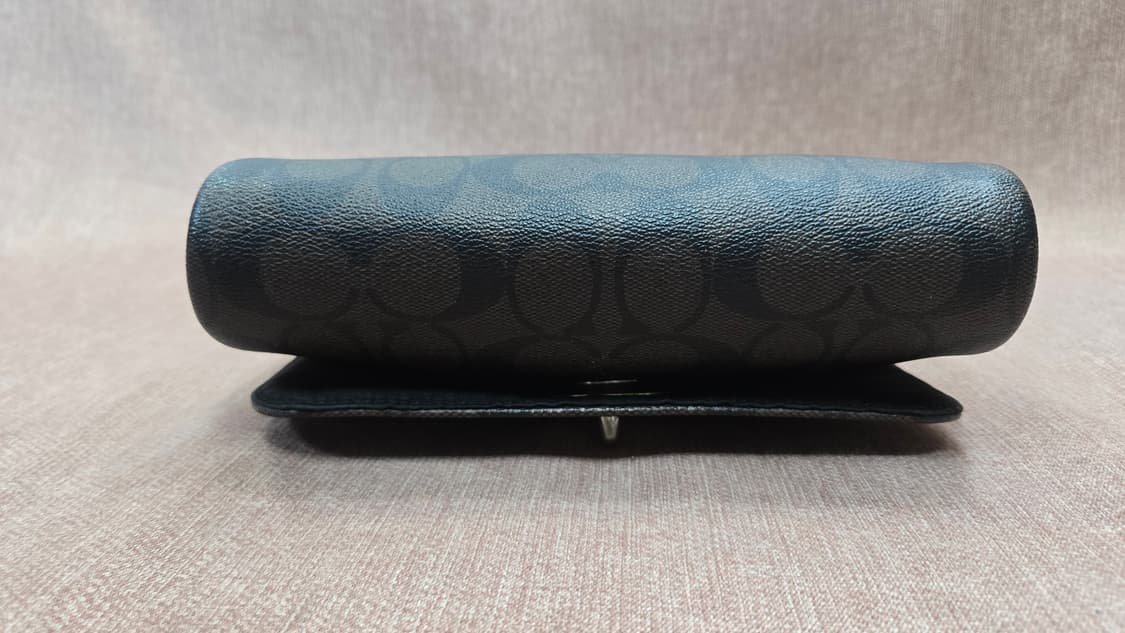 코치 시그니처 체인 미니 숄더백 상품이미지3