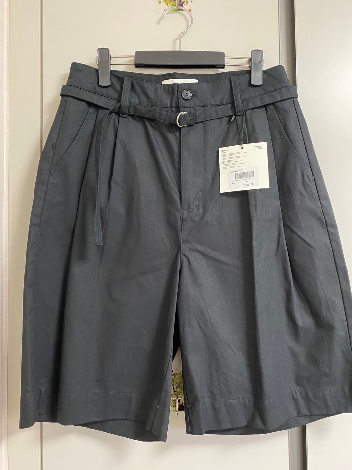 새상품 비슬로우 3턱 벨티드 쇼트 반바지30 블랙 상품이미지2