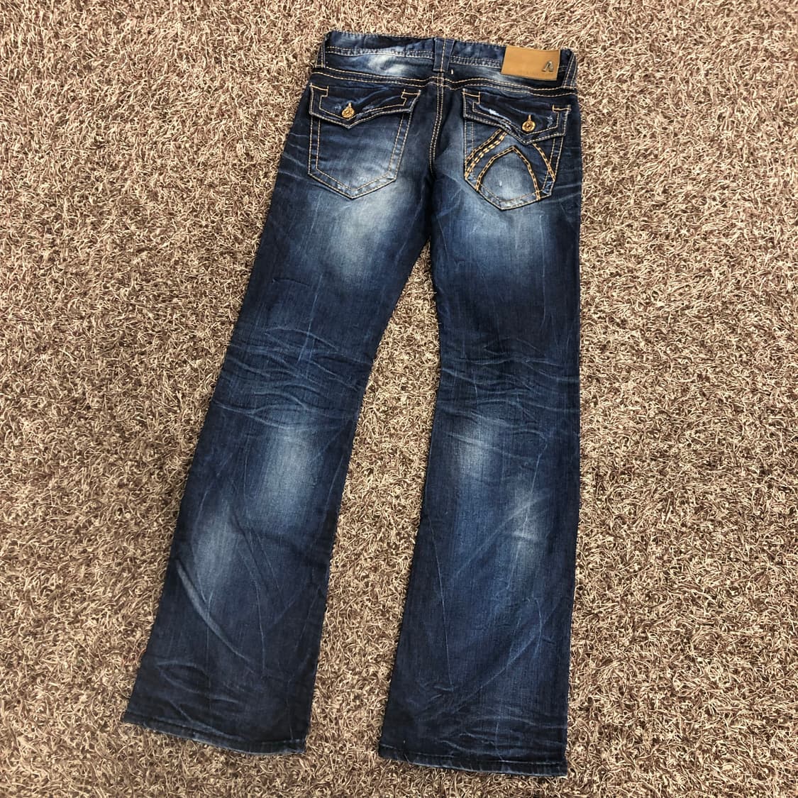 버커루 워시드 세미 부츠컷 데님 팬츠 상품이미지4