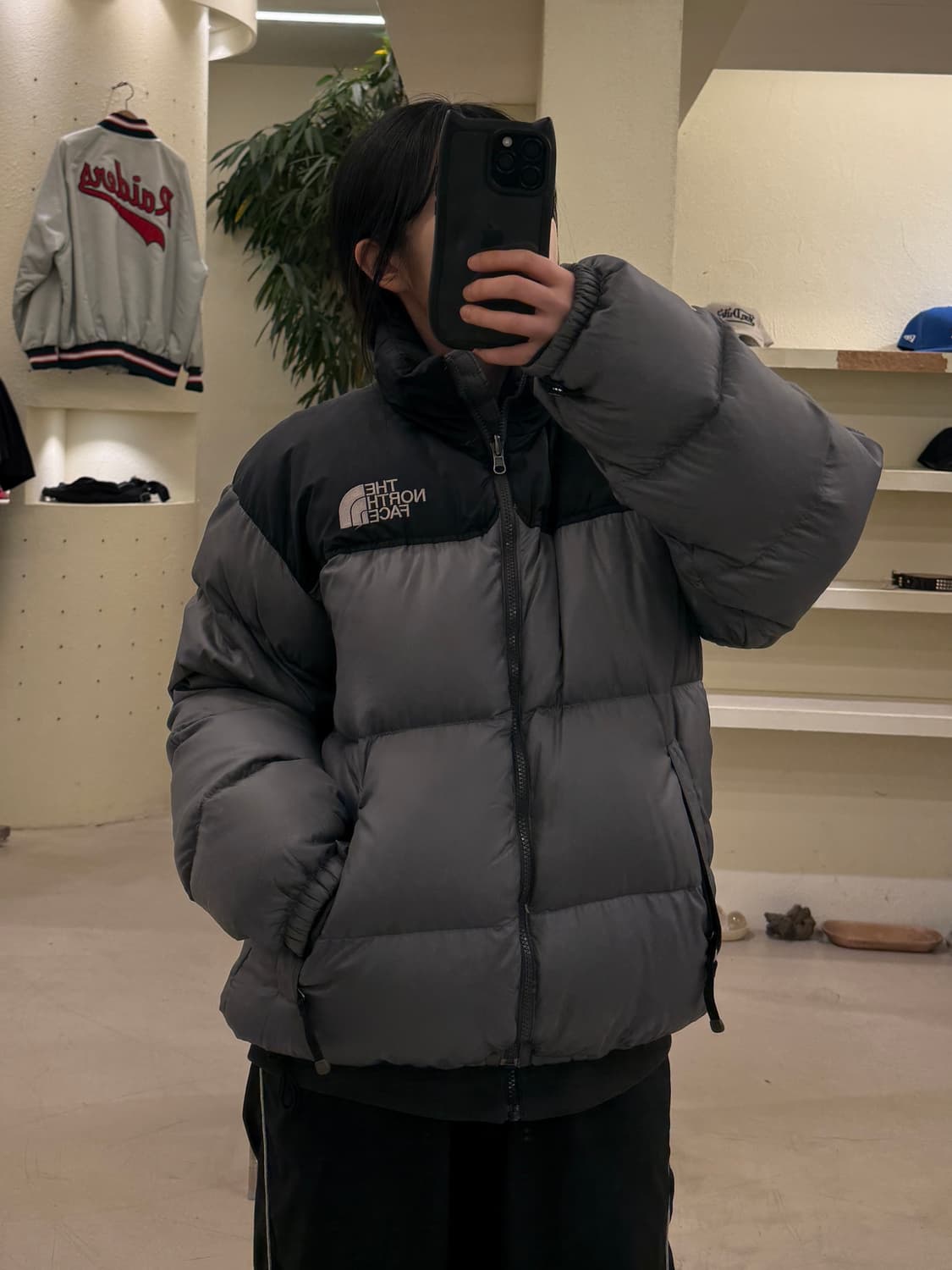 노스페이스 레트로 눕시 다운 푸퍼 패딩 그레이 U60 상품이미지1