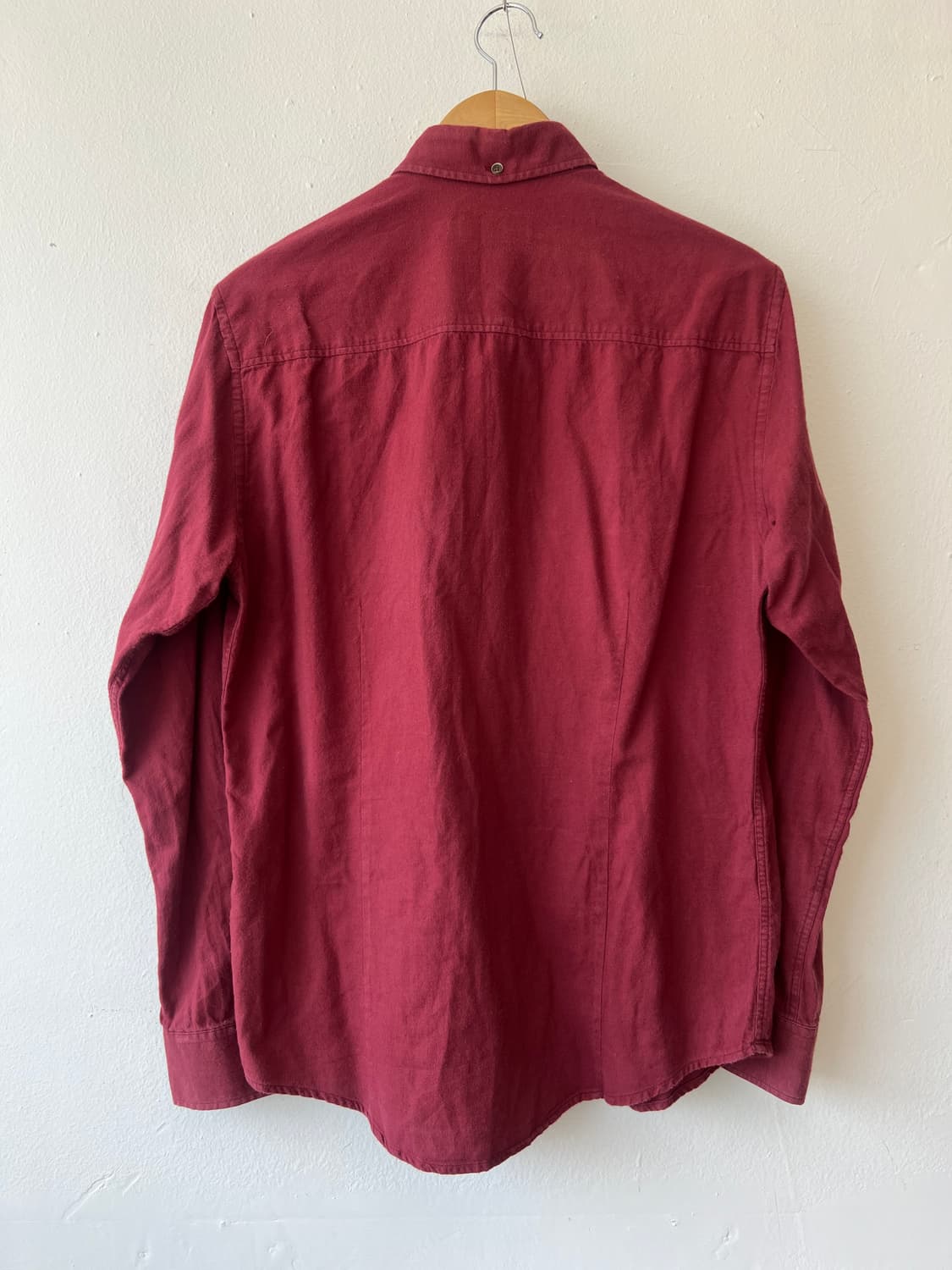 시리즈 남성 레드 코튼긴팔셔츠 상품이미지3