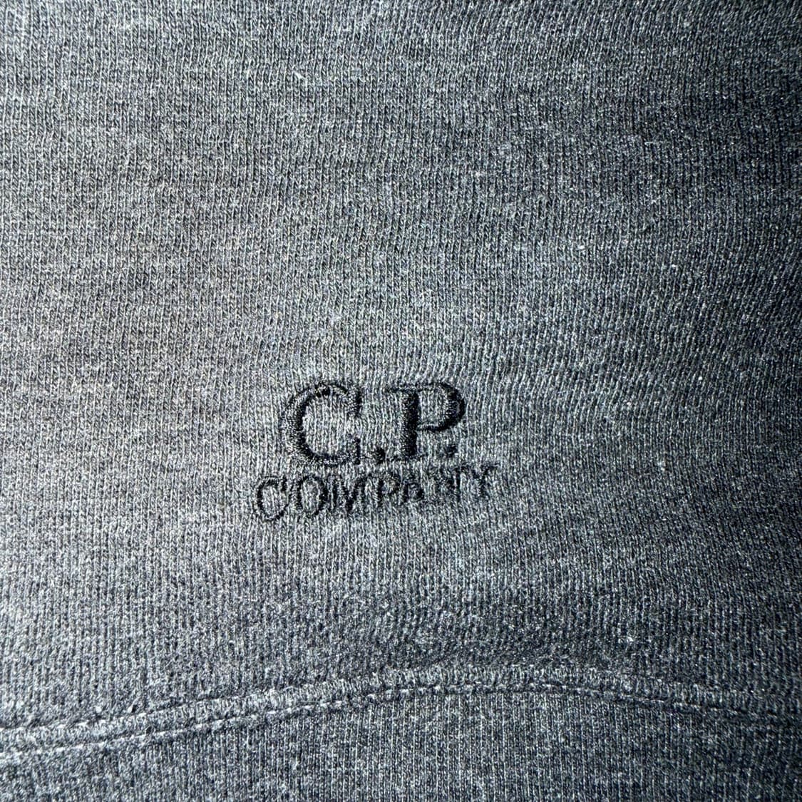 C.P. company 렌즈 포켓 스웻셔츠  상품이미지6