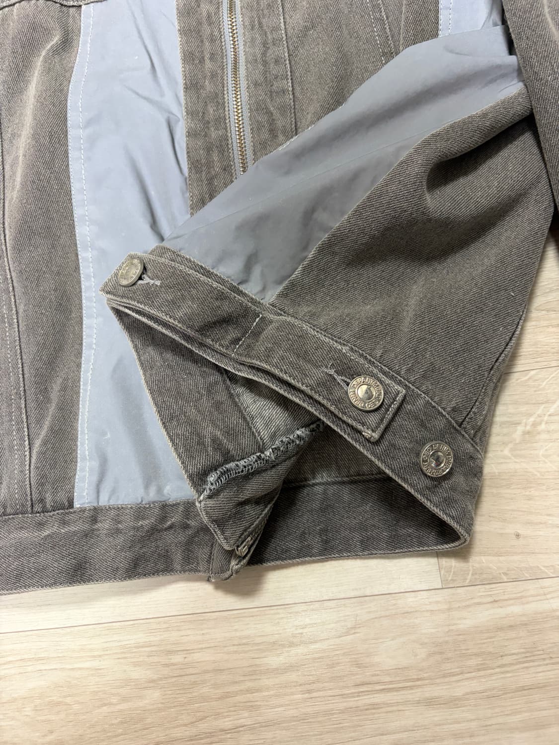 GEO 리플렉티브 크롭 데님자켓 상품이미지3