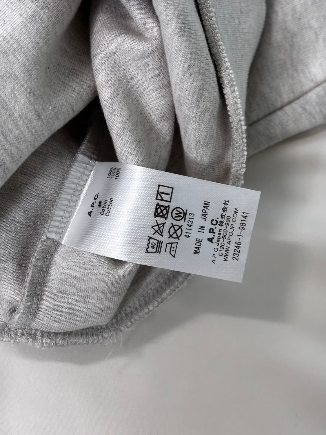 A.P.C. 하이넥 로고 스웻셔츠 (여성) 상품이미지4