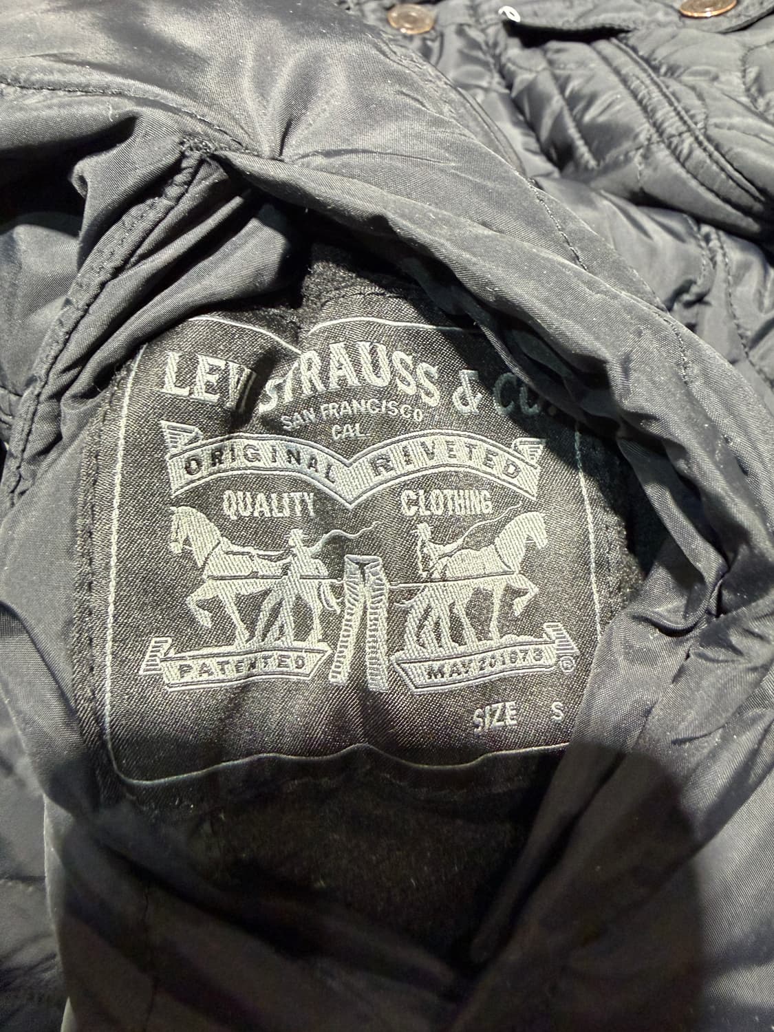 리바이스 카모 리버시블 퀼팅 트러커 자켓 상품이미지6