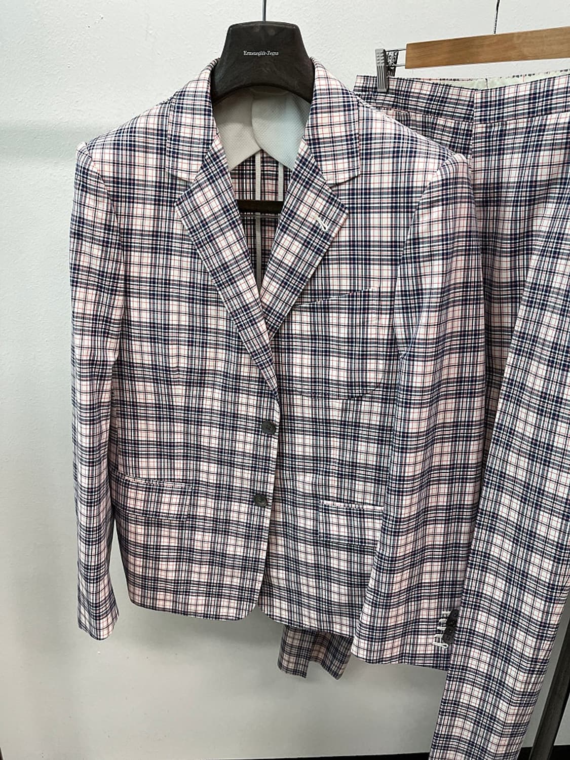 슬100,32) 안토니오 아줄로 컬렉션 체크슈트  상품이미지3