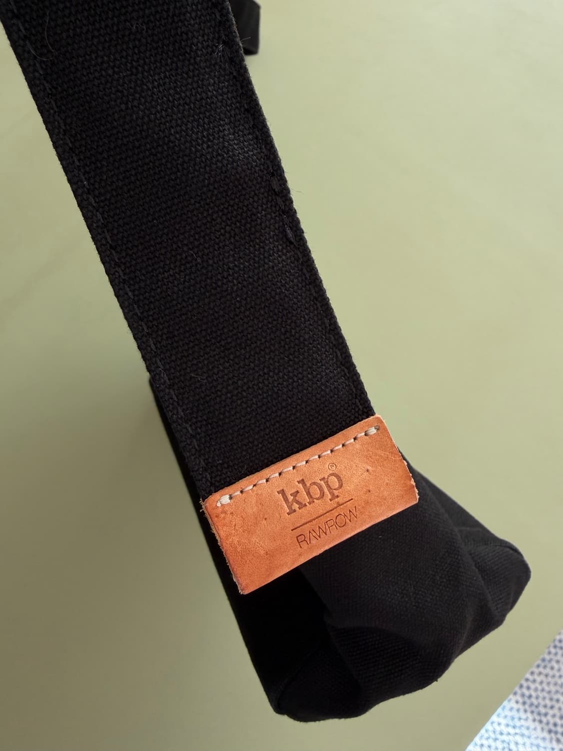 로우로우xkbp 한정판 콜라보 크로스백 상품이미지2