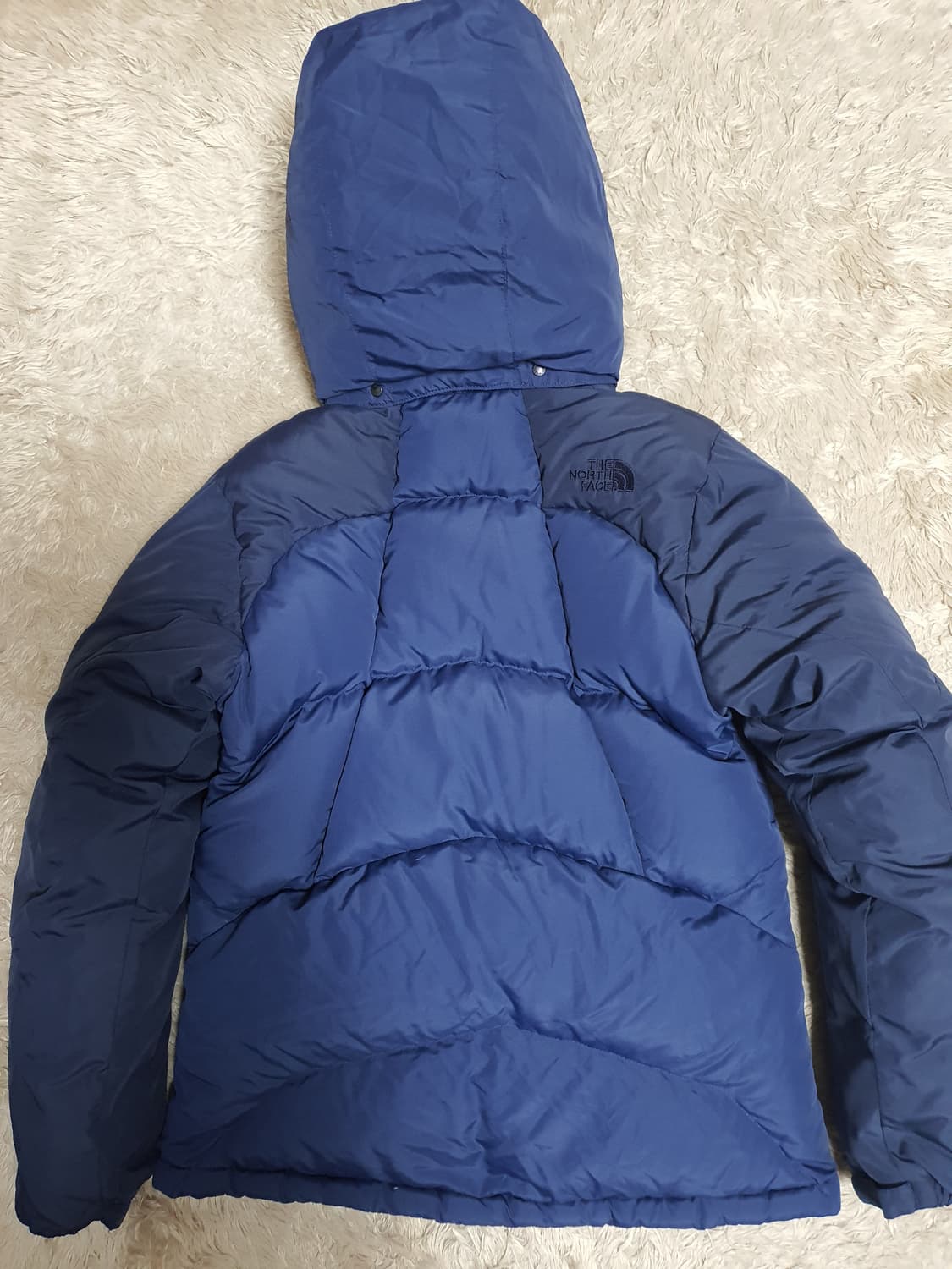 노스페이스 패딩 자켓 상태좋고깨끗해요 사이즈 90 상품이미지4