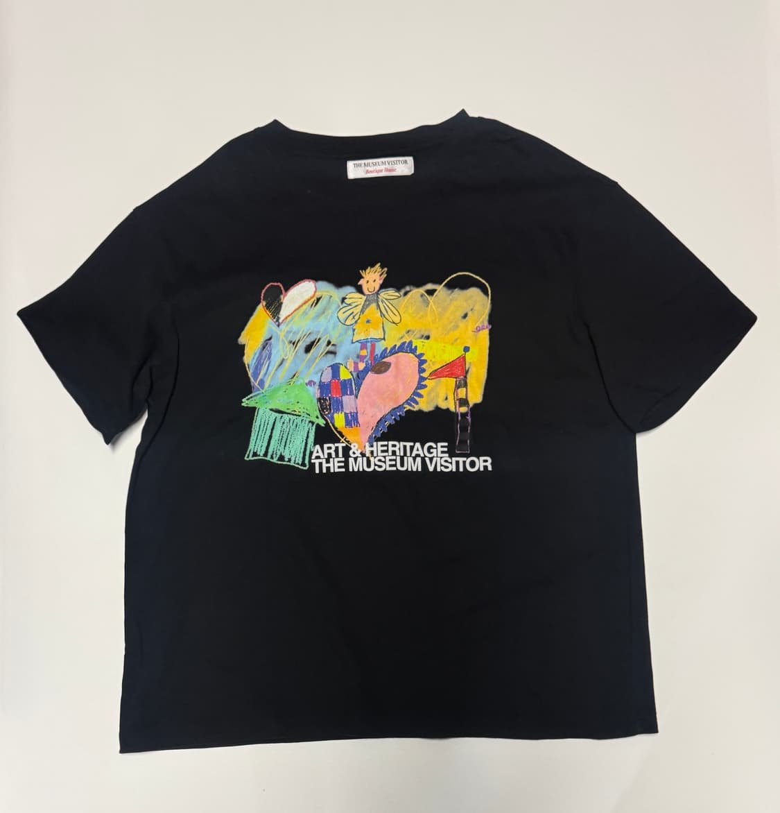 희귀!! 더뮤지엄비지터 DRAWING 프린팅 반팔 티셔츠 L ~ XL 상품이미지1