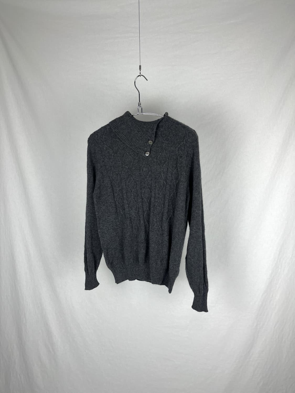 100% Cashmere 자개 단추 니트  상품이미지1