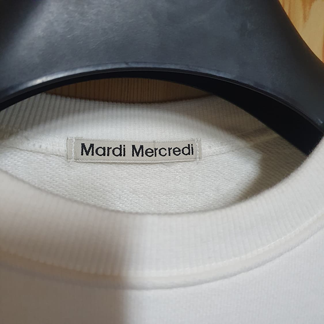 마르디메크르디 맨투맨  FREE 상품이미지3