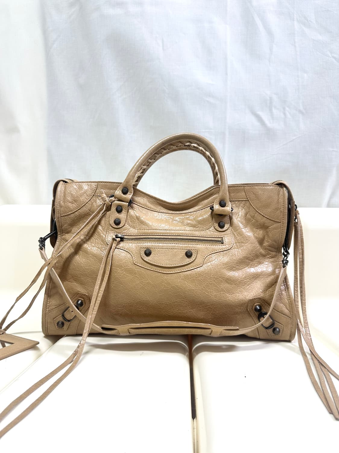 [A 정품] 발렌시아가 시티 모터백 미디움 카라멜 브라운 상품이미지2