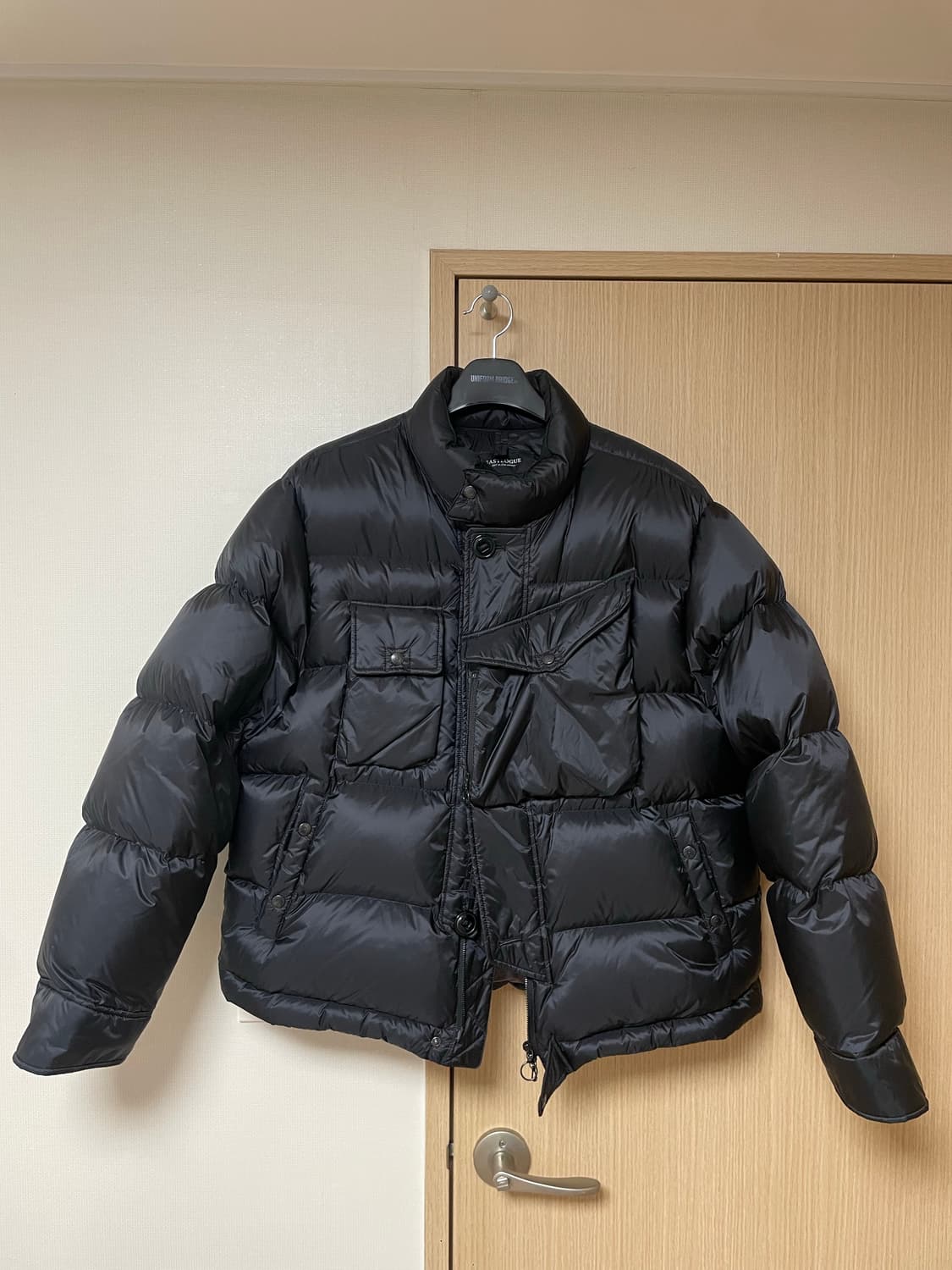 이스트로그 CBA 다운 패딩 판매 상품이미지2