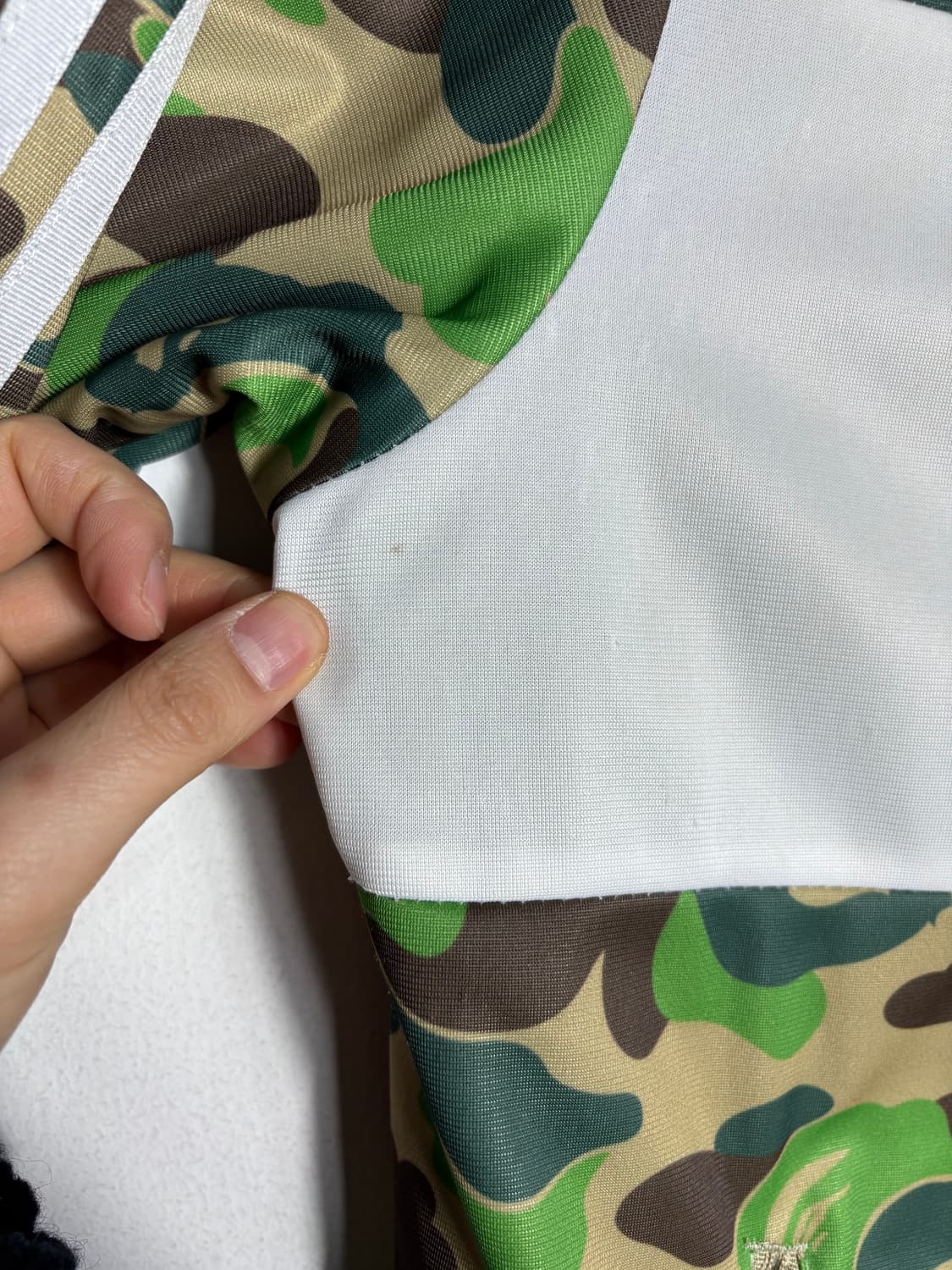 베이프X아디다스 카모 트랙탑 상품이미지6