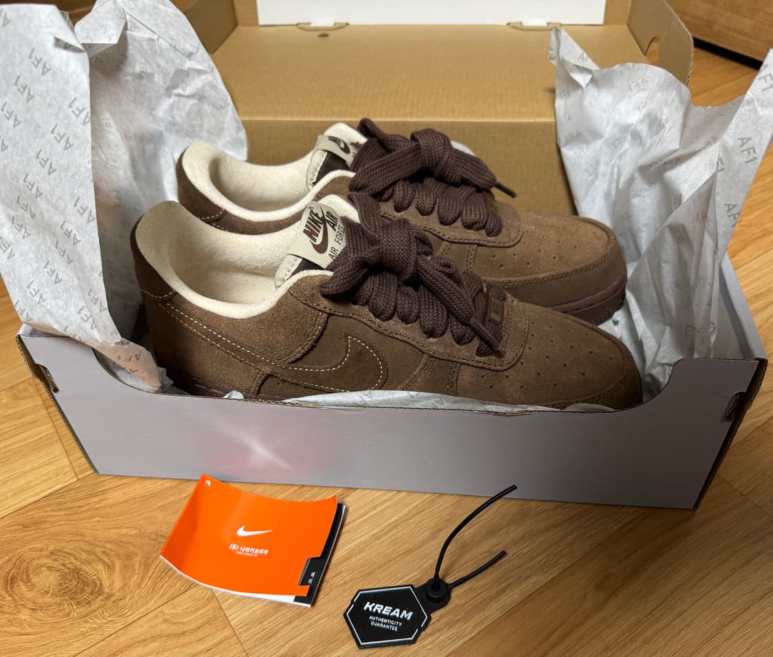 [새상품/255] 나이키 에어포스1 카카오 와우 상품이미지1