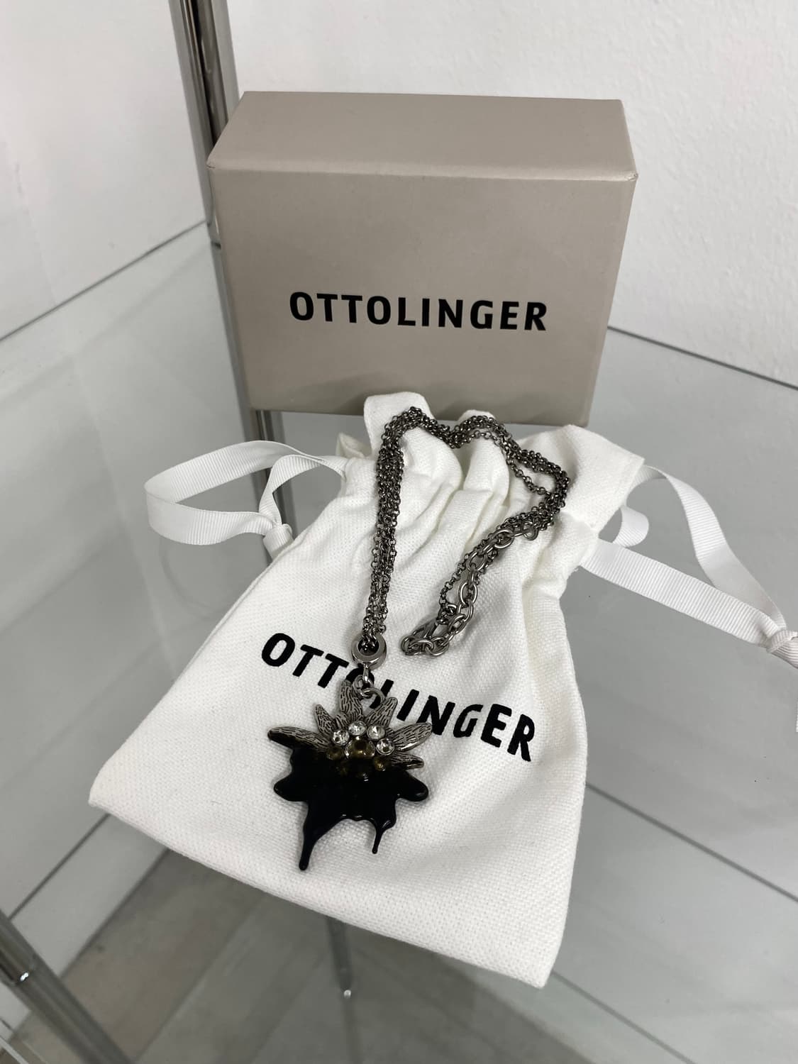 오토링거 실버 딥 에델바이스 넥크리스 상품이미지1