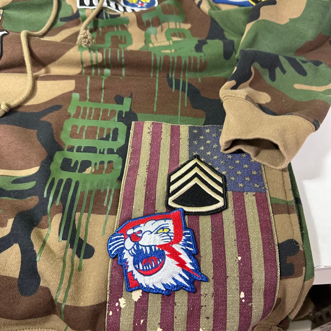 S 90 트레블 리즌 밀리터리패치 카모 스웻후드 상품이미지3