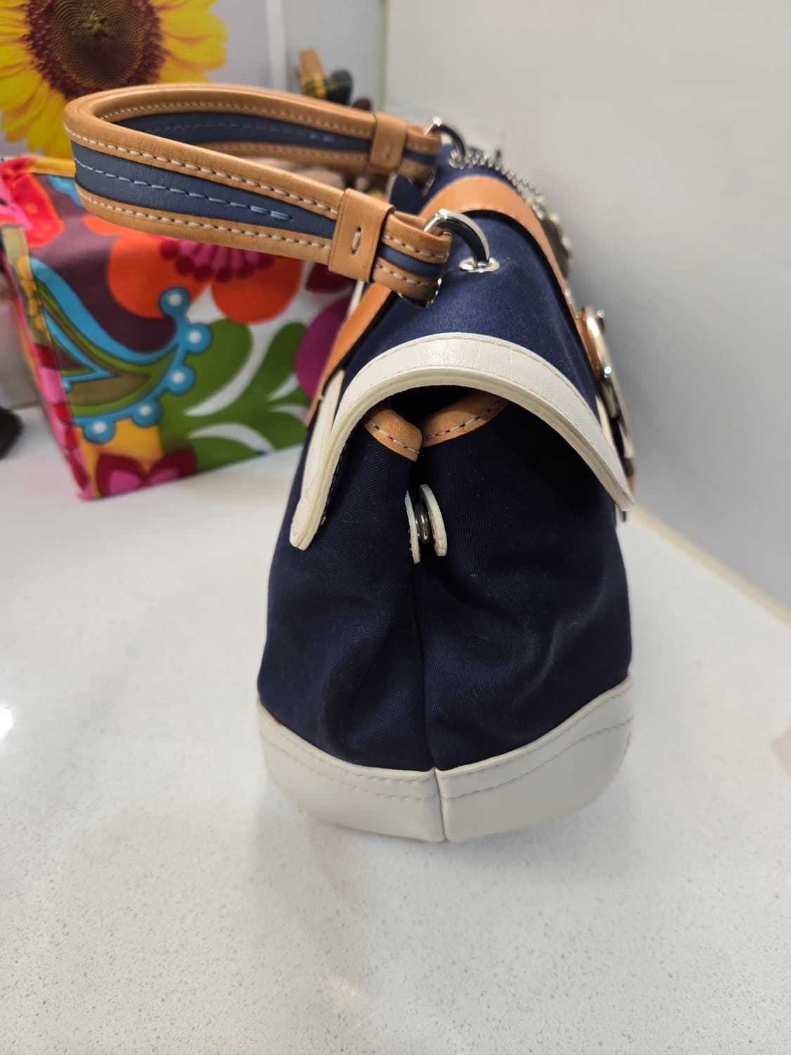 코치 소호 블루 시그니처 토트백 정품 상품이미지2