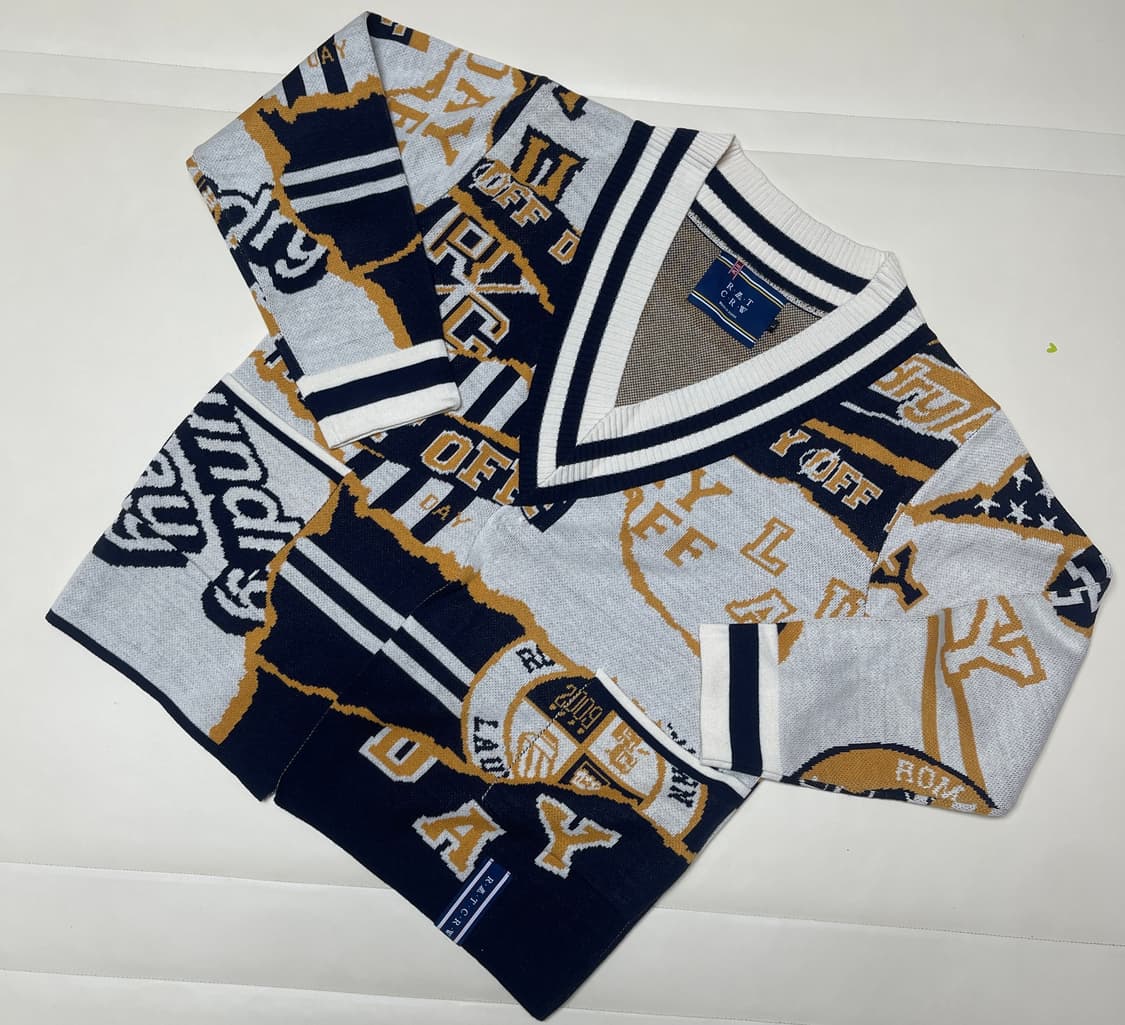 로맨틱크라운 (ROMANTIC CROWN) RC 클럽  니트 가디건 상품이미지1