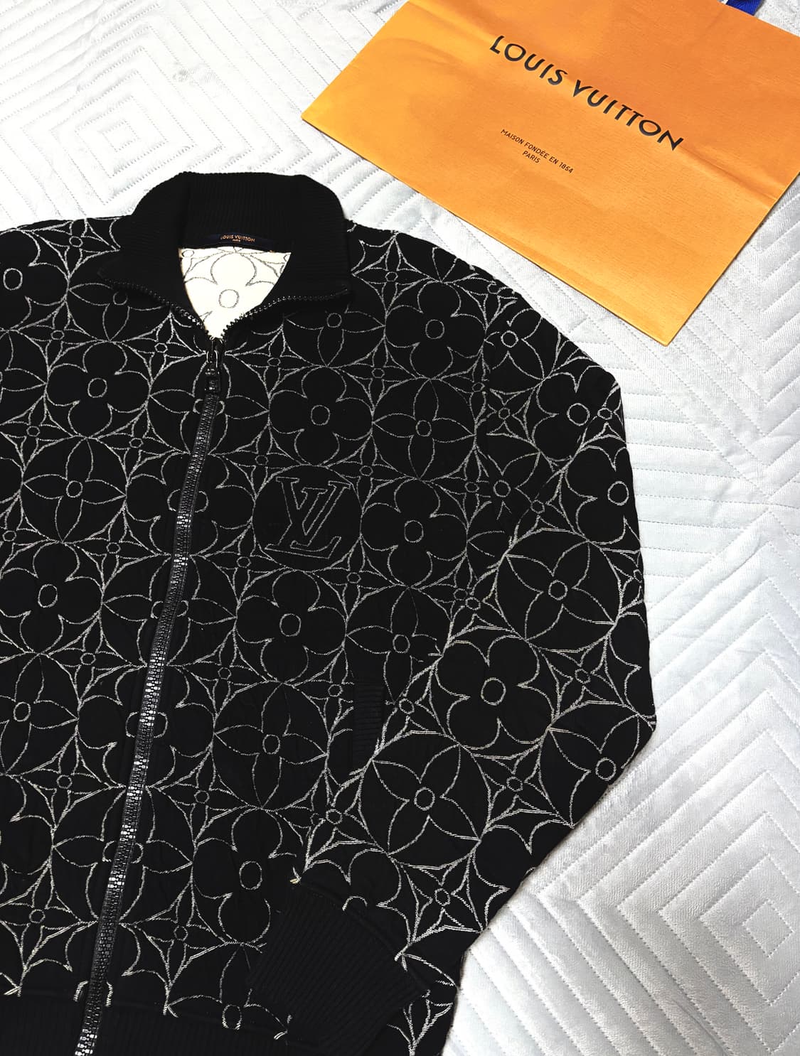 루이비통 플라워 집업 상품이미지3